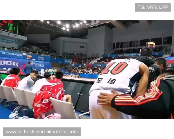 外援奎因加盟广东，功能型角色填补阵容空缺